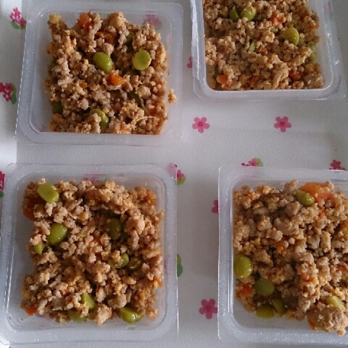 離乳食後期 豚ひき肉のそぼろ レシピ 作り方 By はまやらワン 楽天レシピ 離乳食後期 豚ひき肉のそぼろ レシピ 作り方 By はまやらワン 楽天レシピ